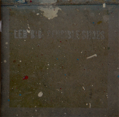 LED BIB - SENSIBLE SHOES
