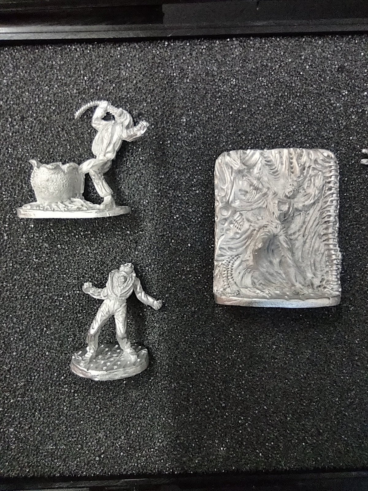 ALIENS: COLONISTS' LAST STAND (DIE CAST MINIATURES) - LEADING EDGE GAMES-1991-MISSING LEAFLET