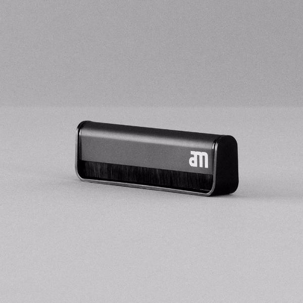 AM Sound Vinyl Brush