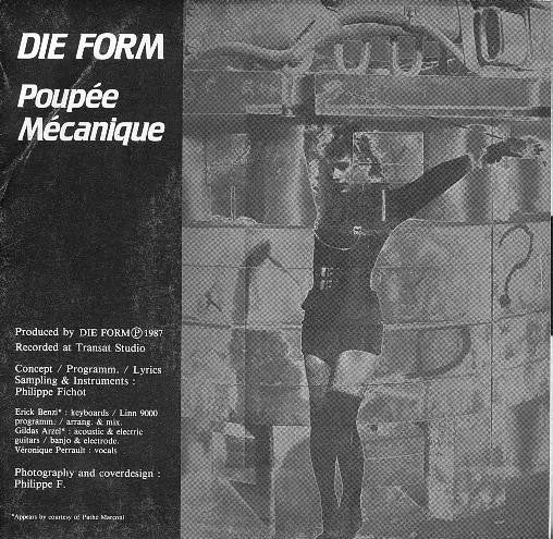 DIE FORM  - POUPEE MECANIQUE