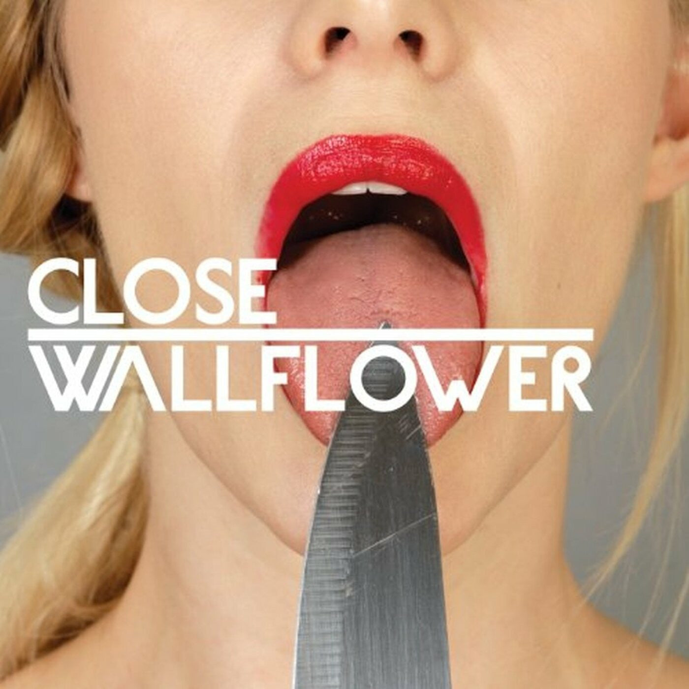 CLOSE - WALLFLOWER - 12"